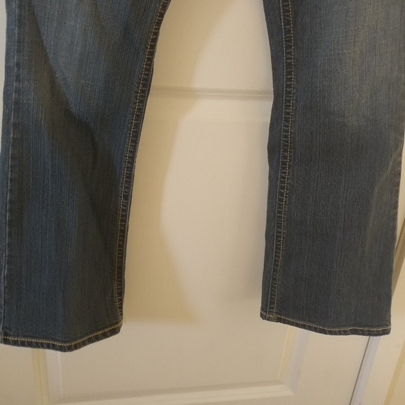 ANA Petite 32/ 14 jeans Boot Cut - Picture 2 of 7